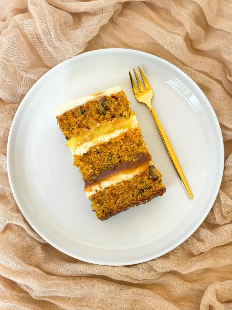 slice of carrot cake Active Image