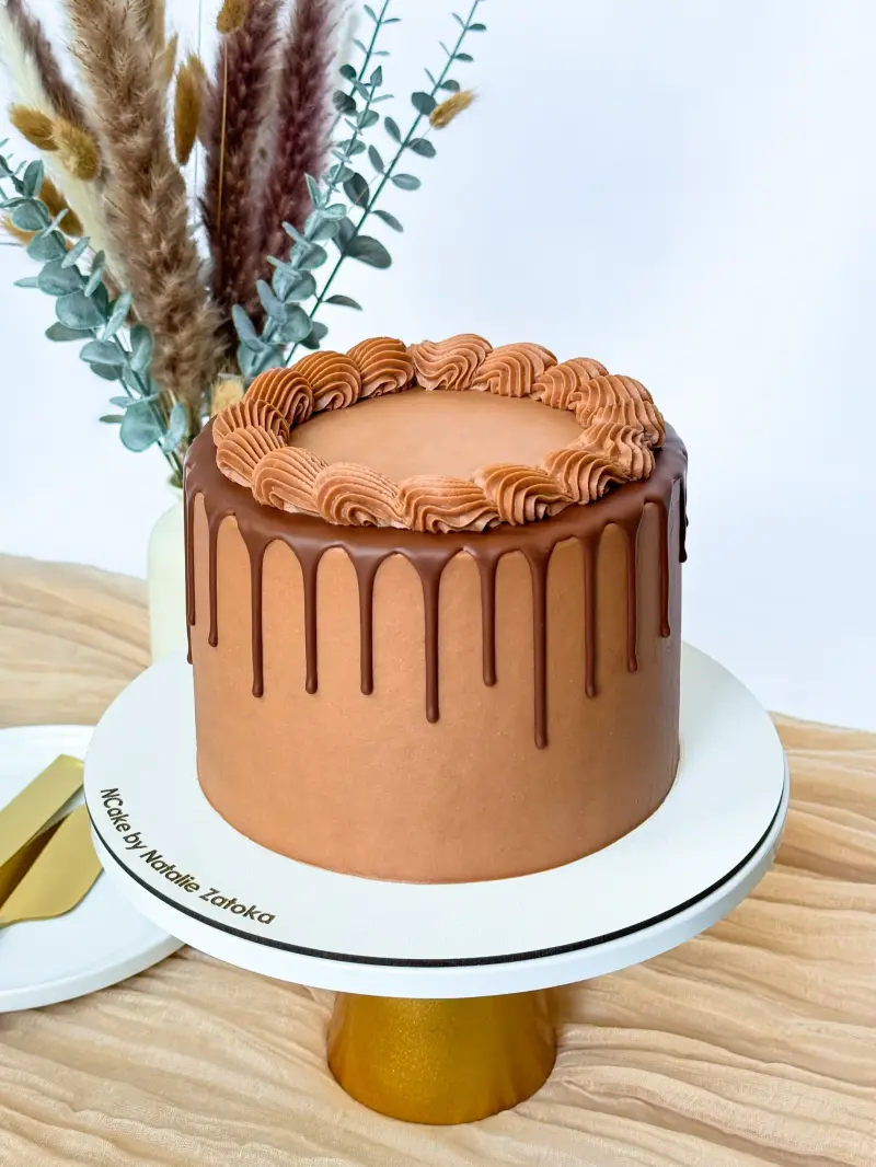 whole chocolate cake Active Image