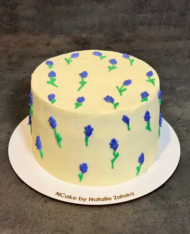 whole custom cake Active Image