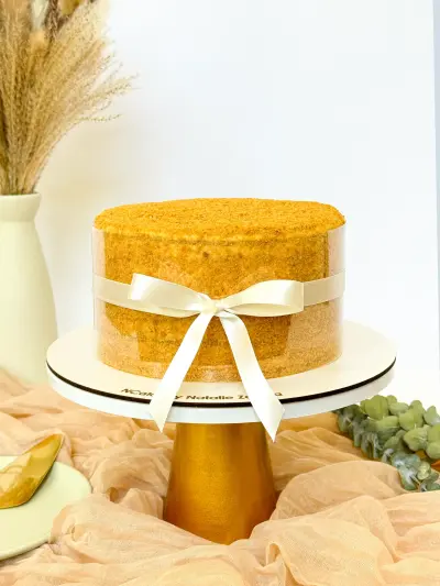 honey cake on the cake stand 93