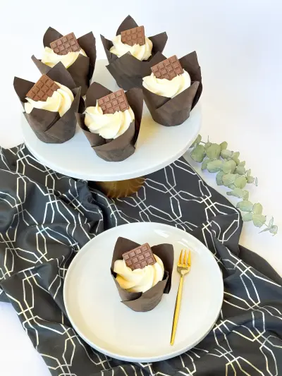 chocolate cherry cupcake on the plate 151