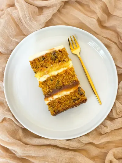 slice of carrot cake 218
